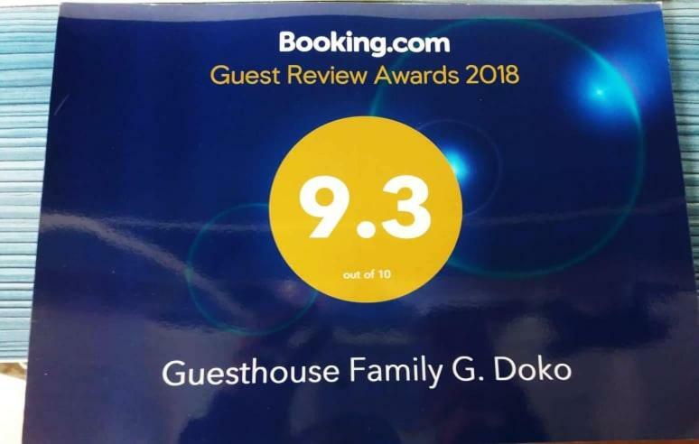 Guesthouse Family Doko بيرات المظهر الخارجي الصورة